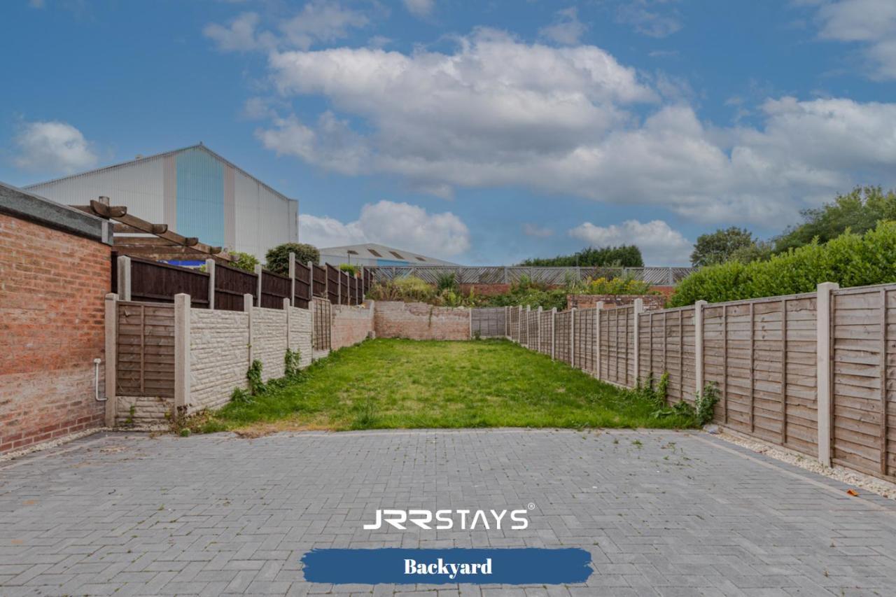 Tipton 3 Bedroom House Garden Sleeps 7 - Jrr Stays Coseley Exterior foto